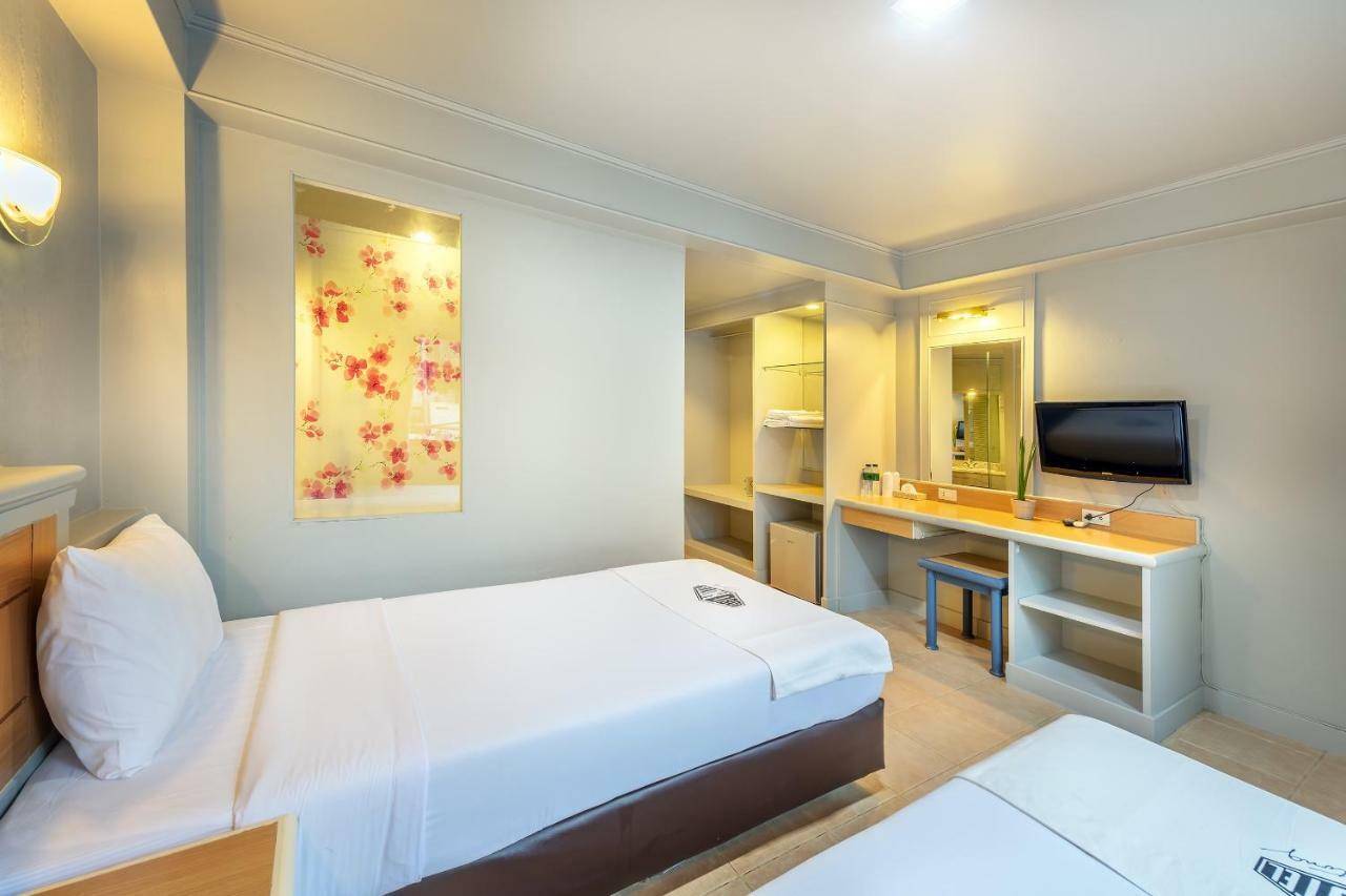 Patong Beachfront Boutique Hotel Exterior foto